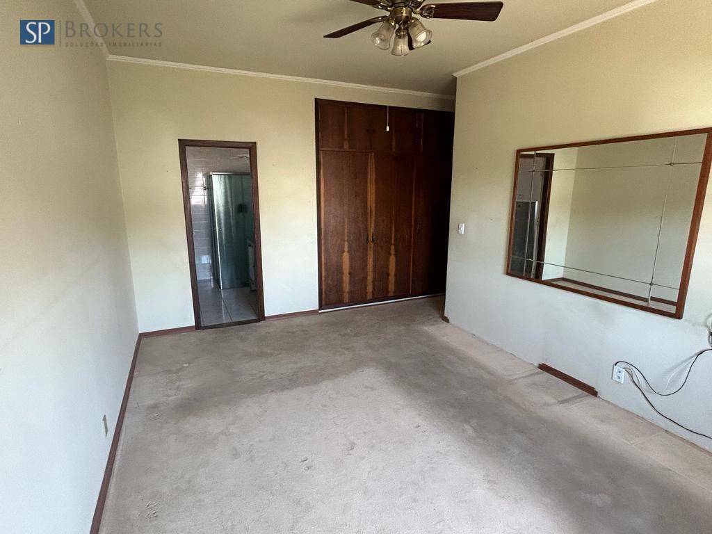 Casa à venda e aluguel com 3 quartos, 340m² - Foto 19