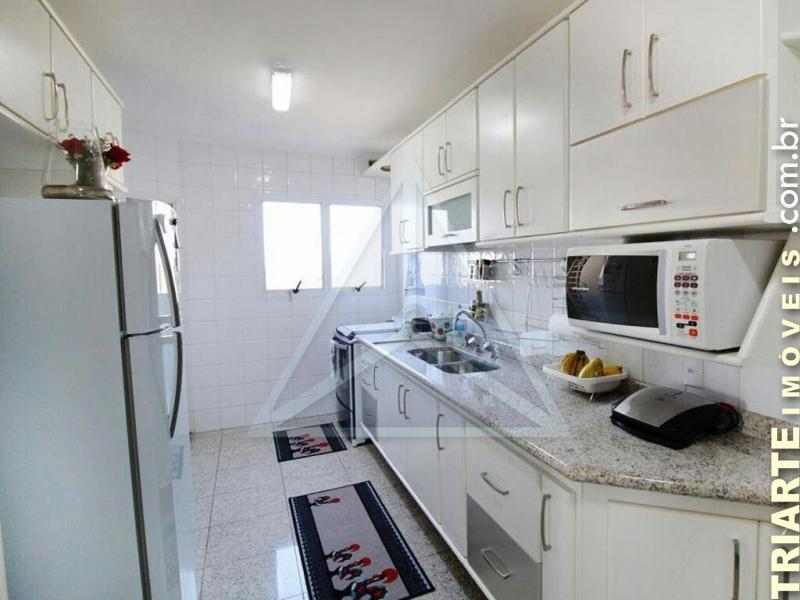 Apartamento à venda com 4 quartos, 142m² - Foto 4