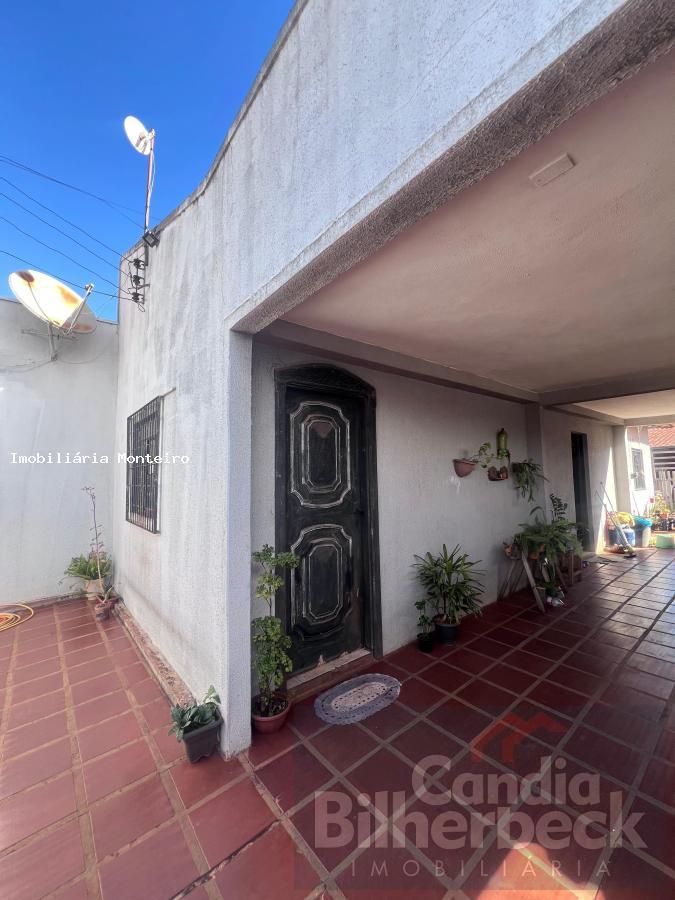 Casa à venda com 4 quartos, 360m² - Foto 2