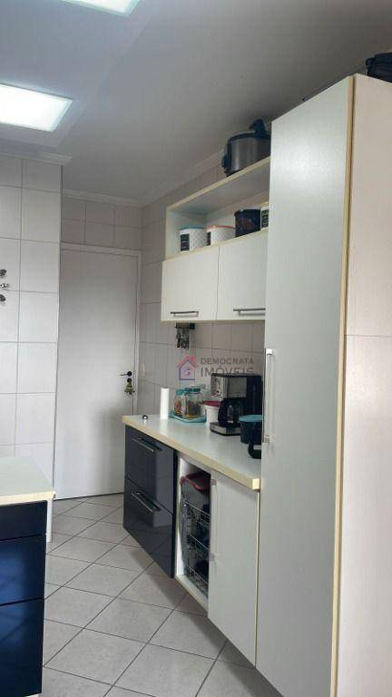 Apartamento à venda com 3 quartos, 144m² - Foto 14