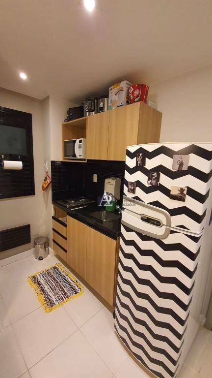 Apartamento à venda com 1 quarto, 35m² - Foto 6