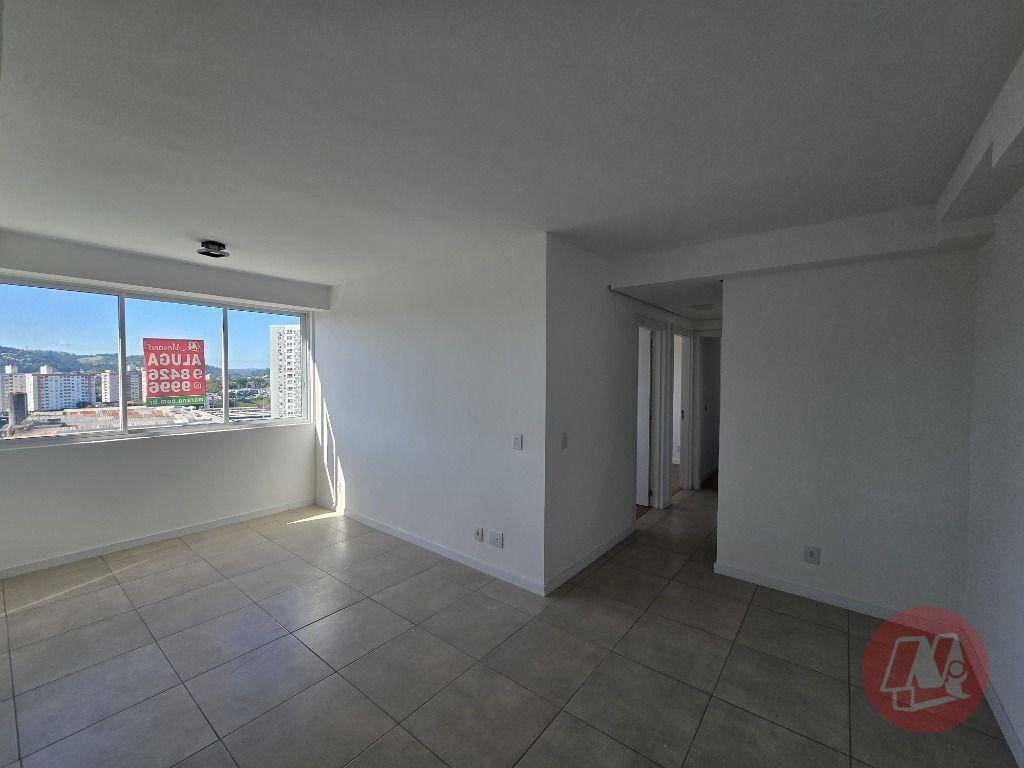 Apartamento para alugar com 3 quartos, 74m² - Foto 1