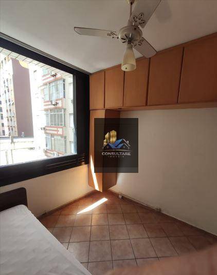 Apartamento para alugar com 2 quartos, 64m² - Foto 11