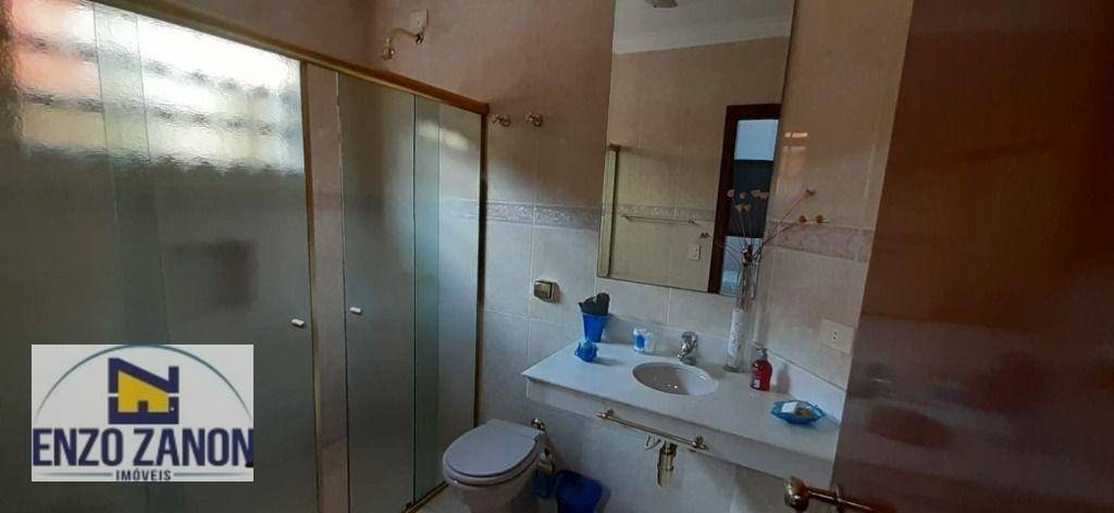 Sobrado à venda com 3 quartos, 277m² - Foto 30