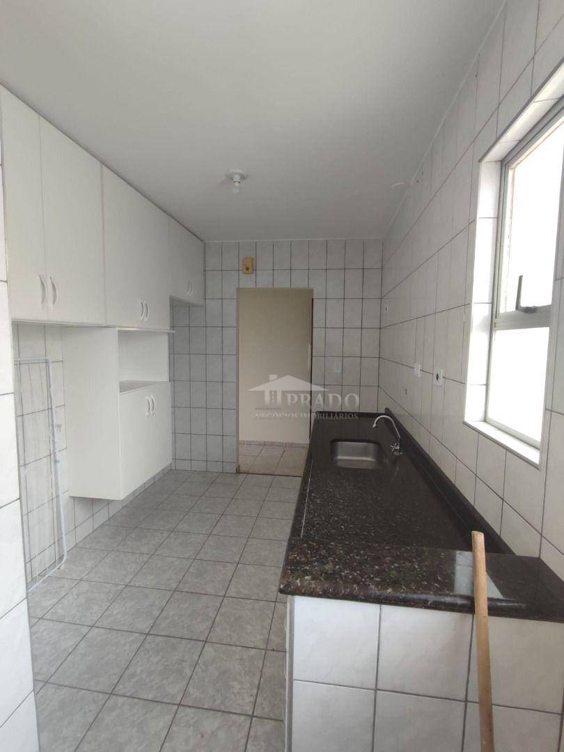 Apartamento à venda com 3 quartos, 70m² - Foto 12