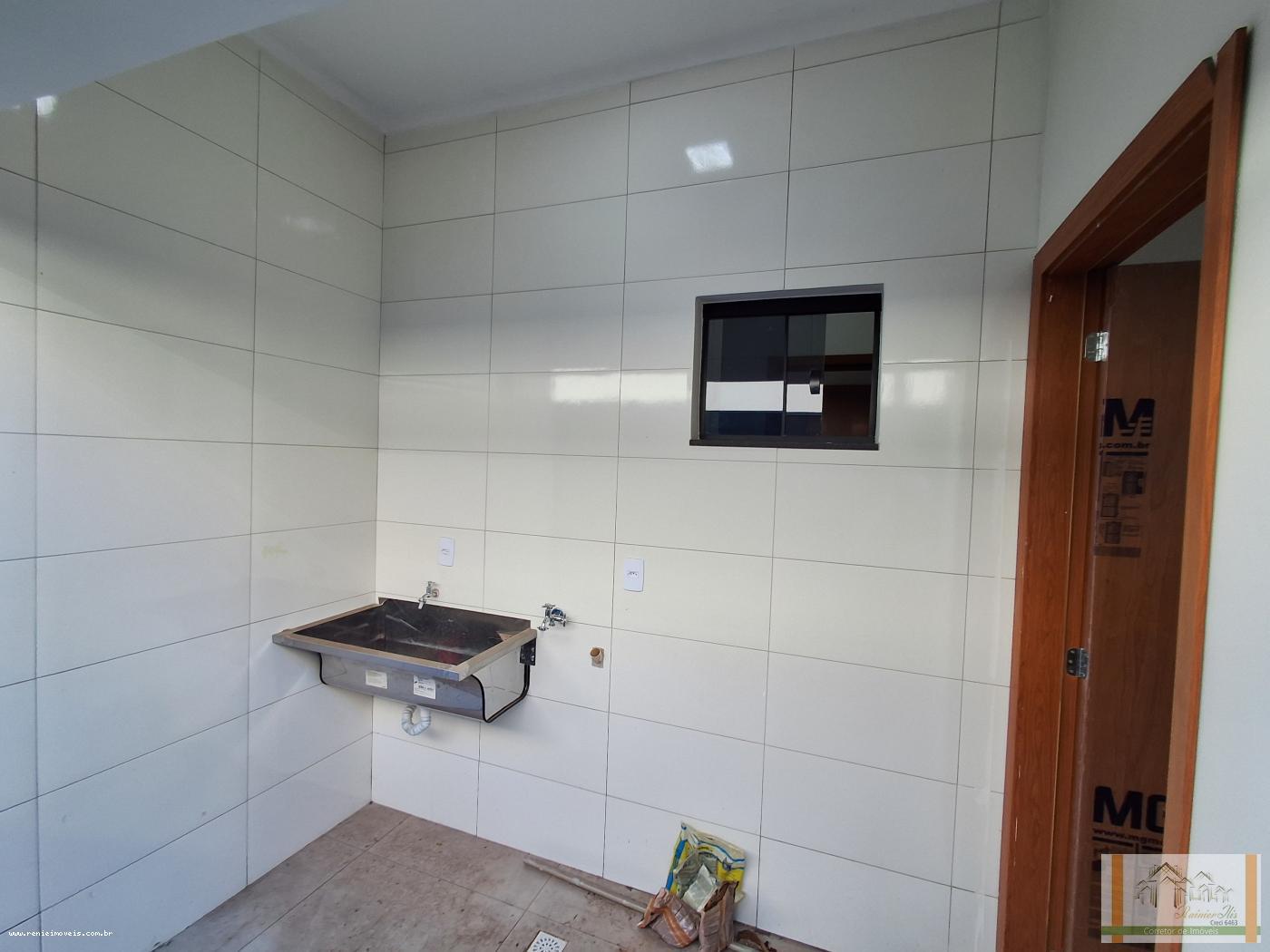 Casa à venda com 3 quartos, 180m² - Foto 16