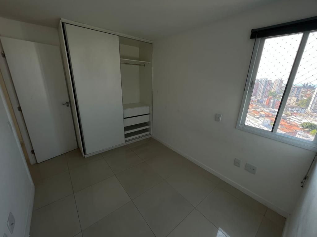 Apartamento à venda com 3 quartos, 111m² - Foto 9