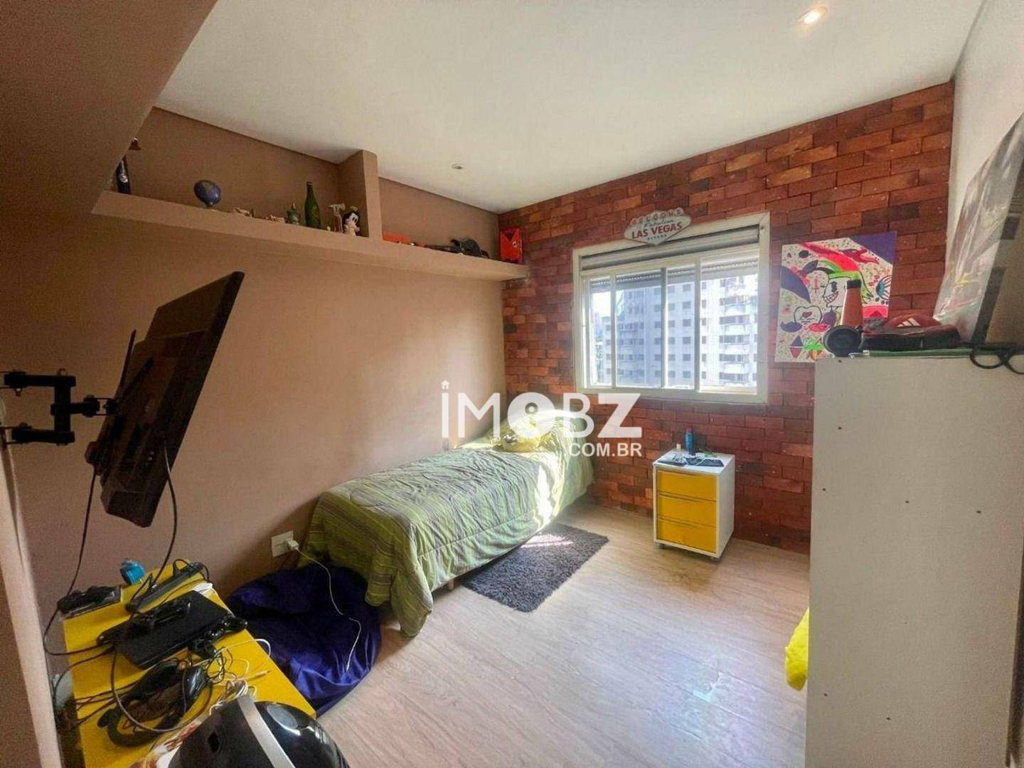 Apartamento à venda com 4 quartos, 230m² - Foto 14