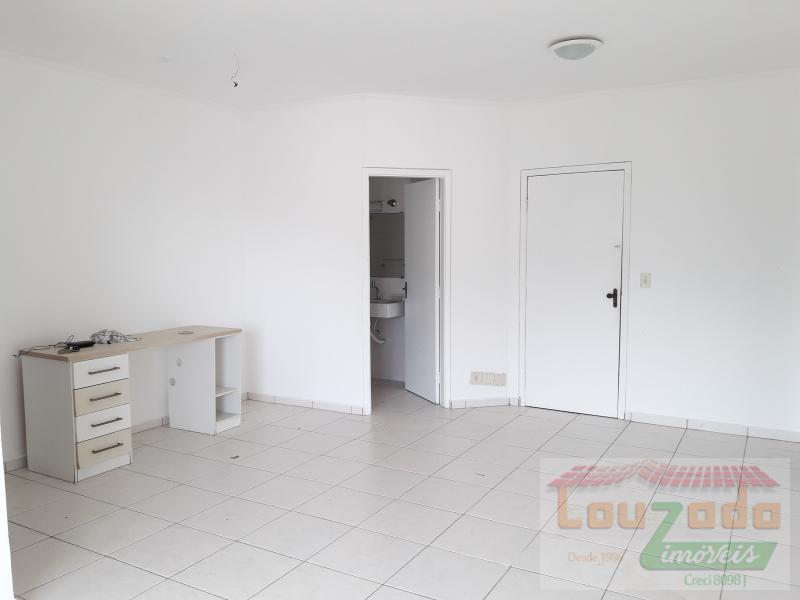 Apartamento à venda com 2 quartos, 77m² - Foto 4