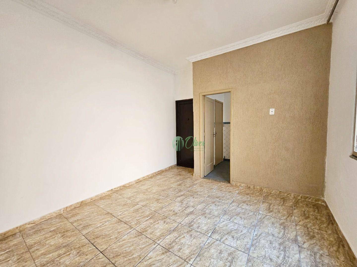 Apartamento à venda com 2 quartos, 60m² - Foto 4