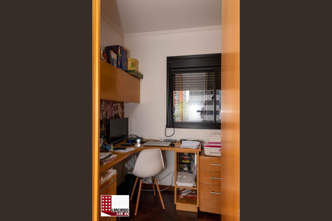 Apartamento à venda com 3 quartos, 136m² - Foto 3