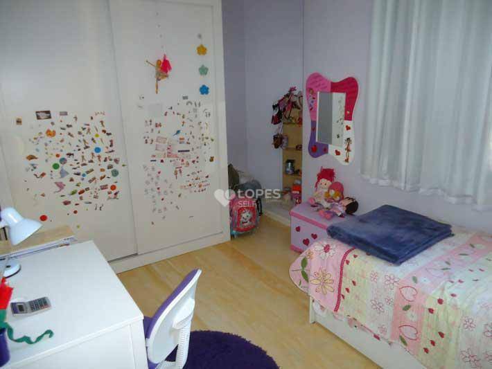 Apartamento à venda com 4 quartos, 187m² - Foto 8