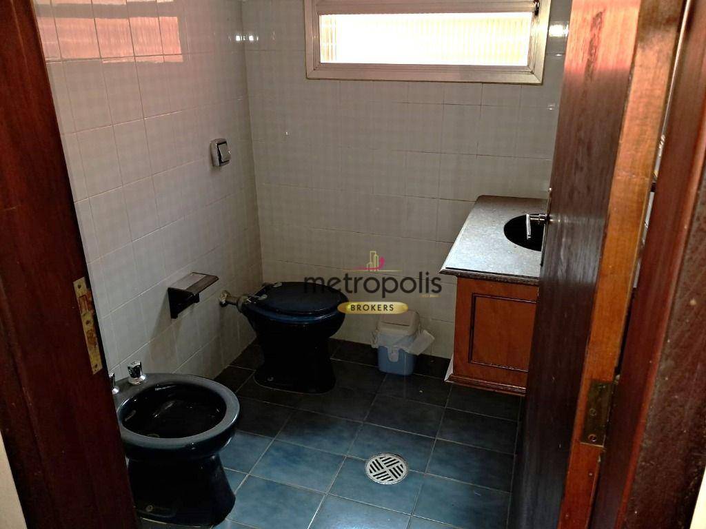 Sobrado à venda com 3 quartos, 300m² - Foto 8