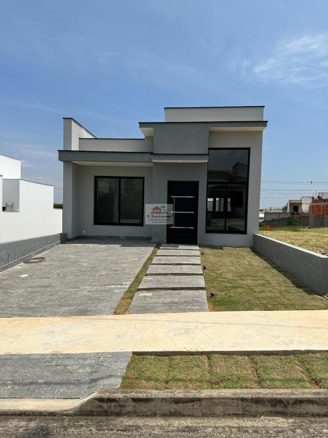 Casa de Condomínio à venda com 3 quartos, 105m² - Foto 1