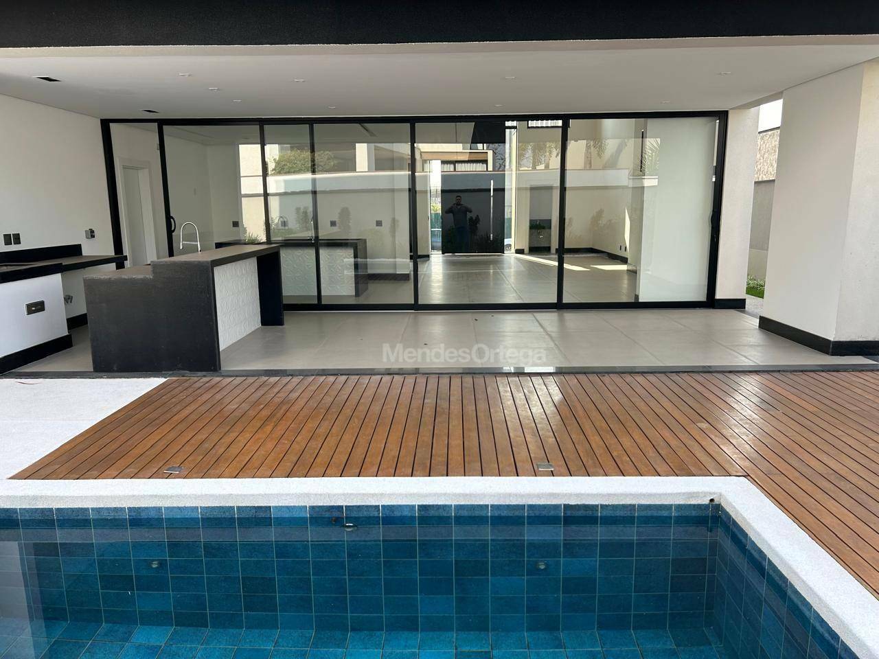 Casa de Condomínio à venda com 4 quartos, 364m² - Foto 14