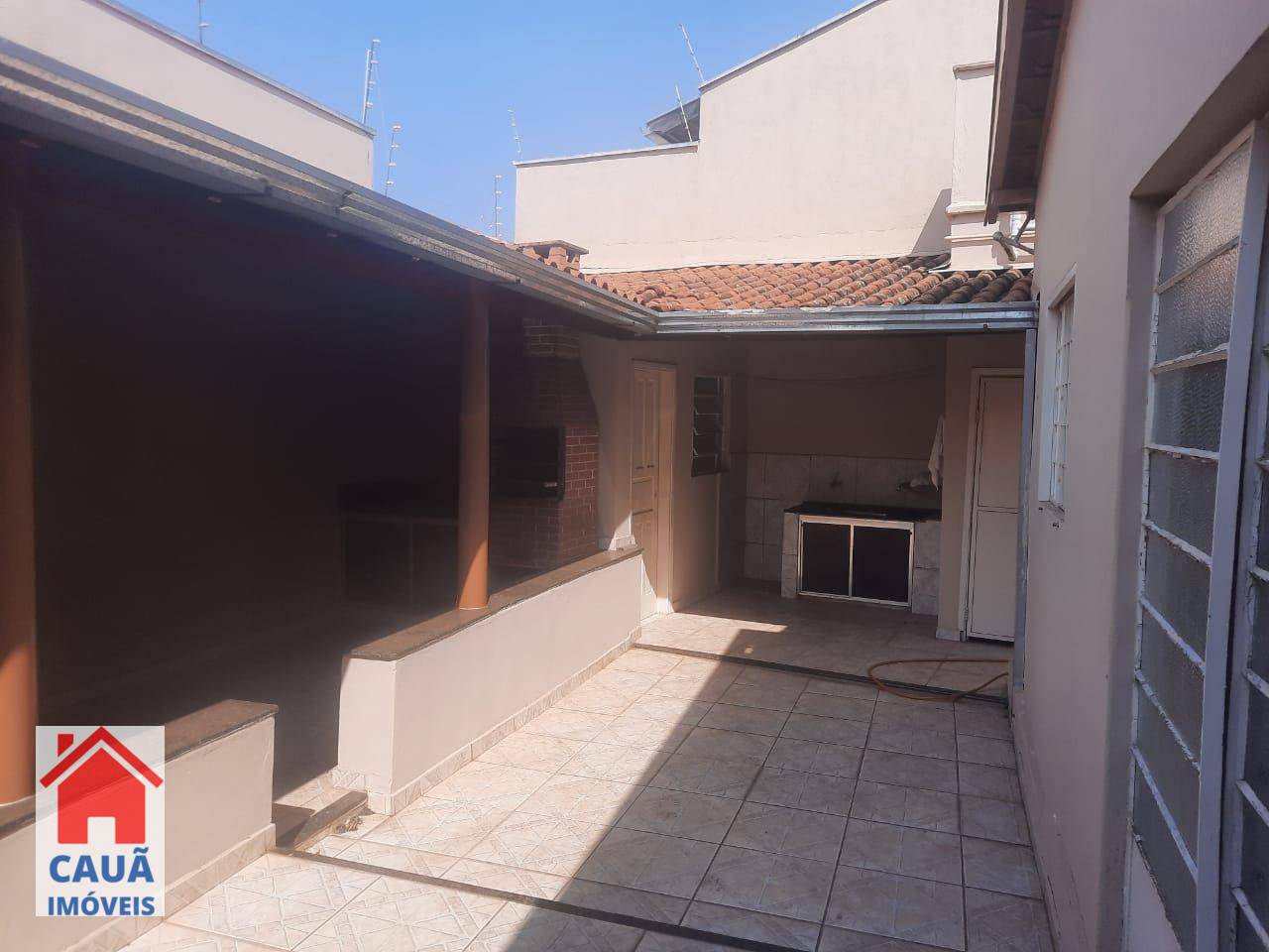 Casa para alugar com 3 quartos, 140m² - Foto 10