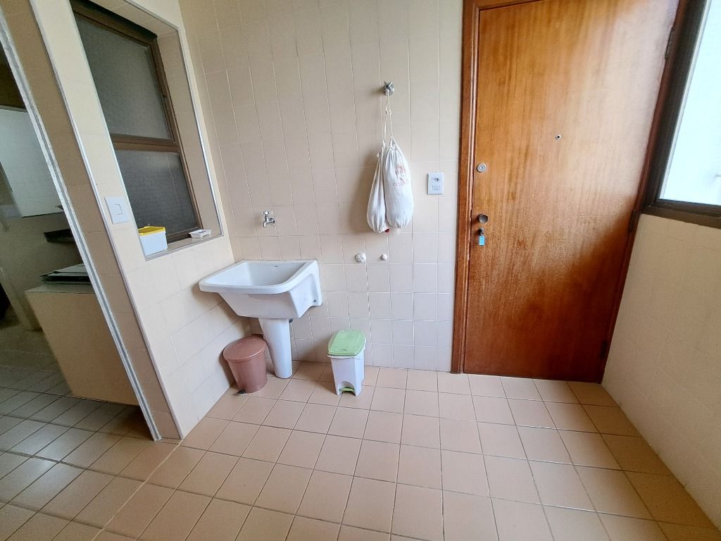 Apartamento à venda com 3 quartos, 109m² - Foto 22