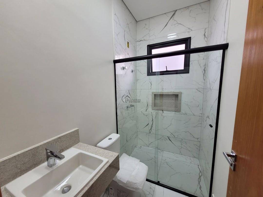 Casa à venda com 3 quartos, 300m² - Foto 28