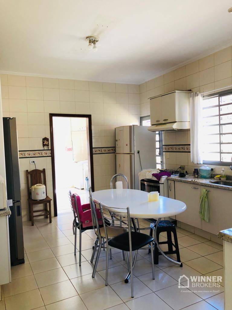 Sobrado à venda com 5 quartos, 330m² - Foto 12