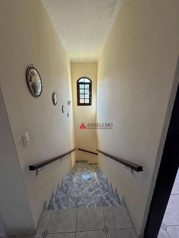 Sobrado à venda com 3 quartos, 196m² - Foto 8