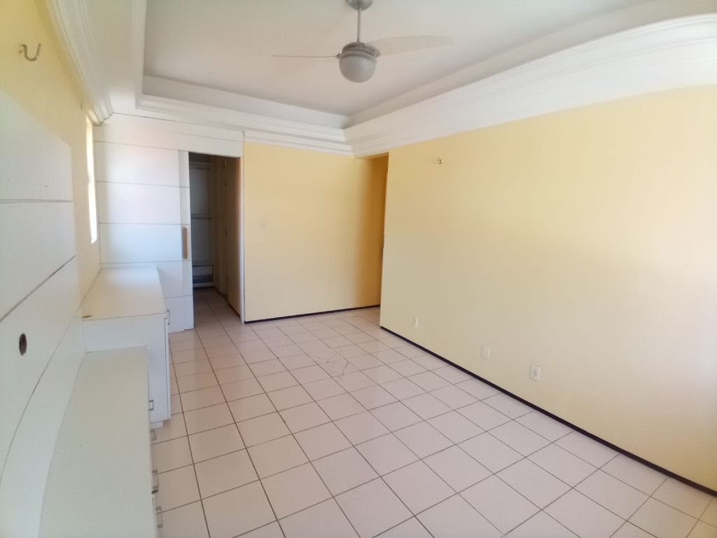 Apartamento à venda com 4 quartos, 134m² - Foto 13