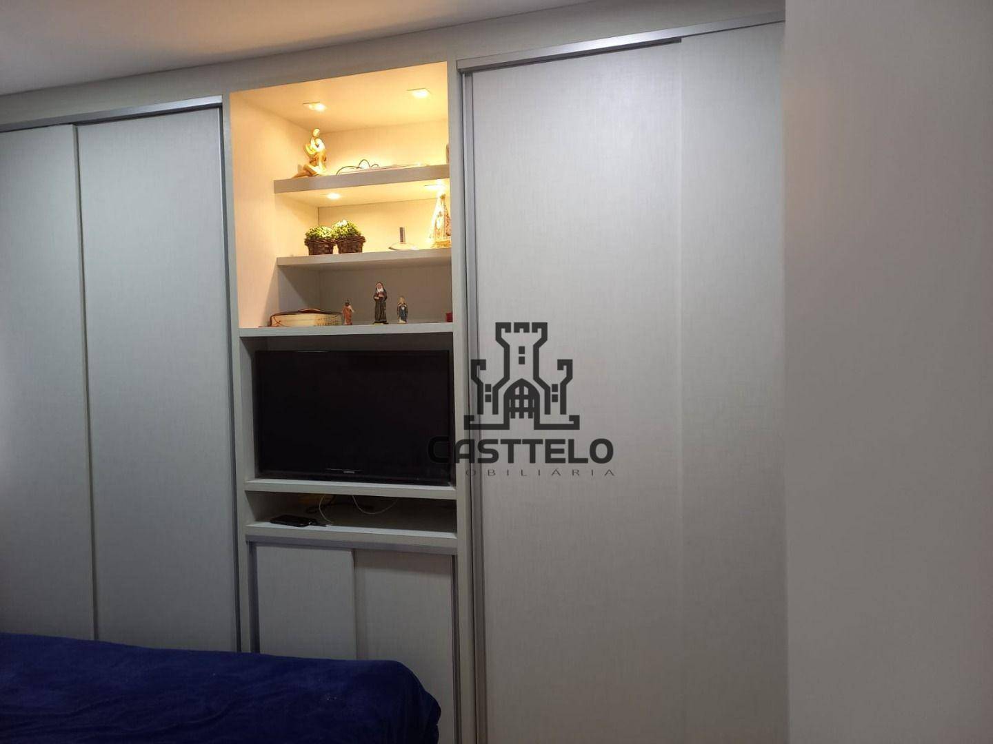 Apartamento à venda com 2 quartos, 67m² - Foto 11