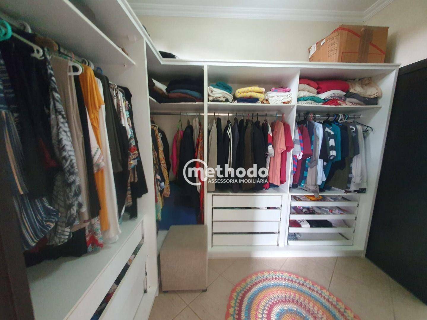 Casa de Condomínio à venda com 3 quartos, 360m² - Foto 35