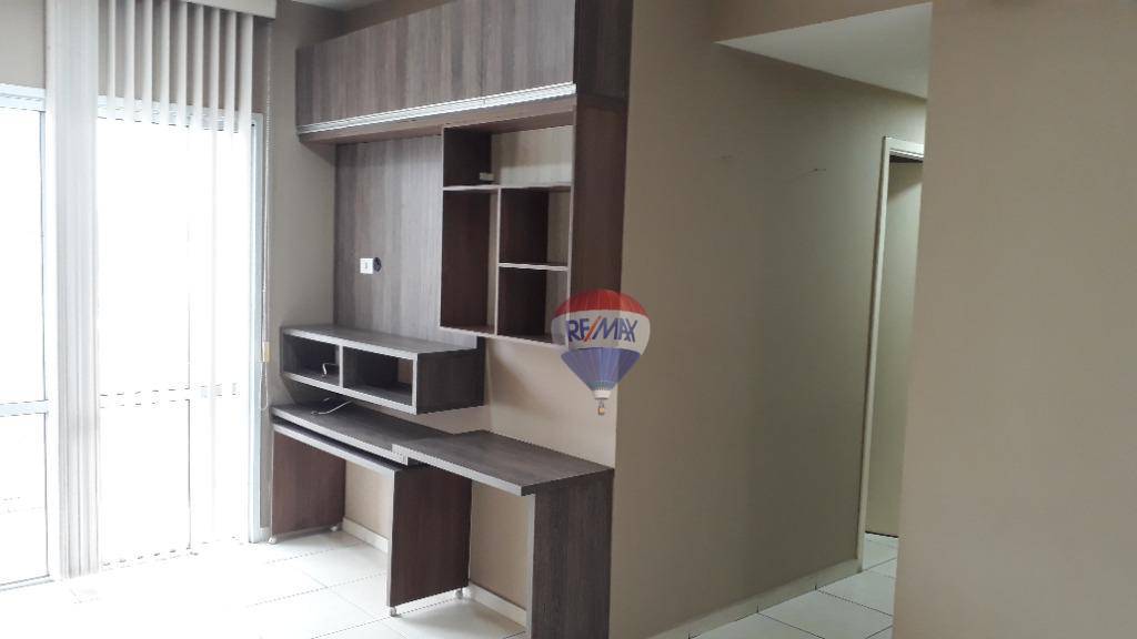 Apartamento à venda com 3 quartos, 78m² - Foto 4