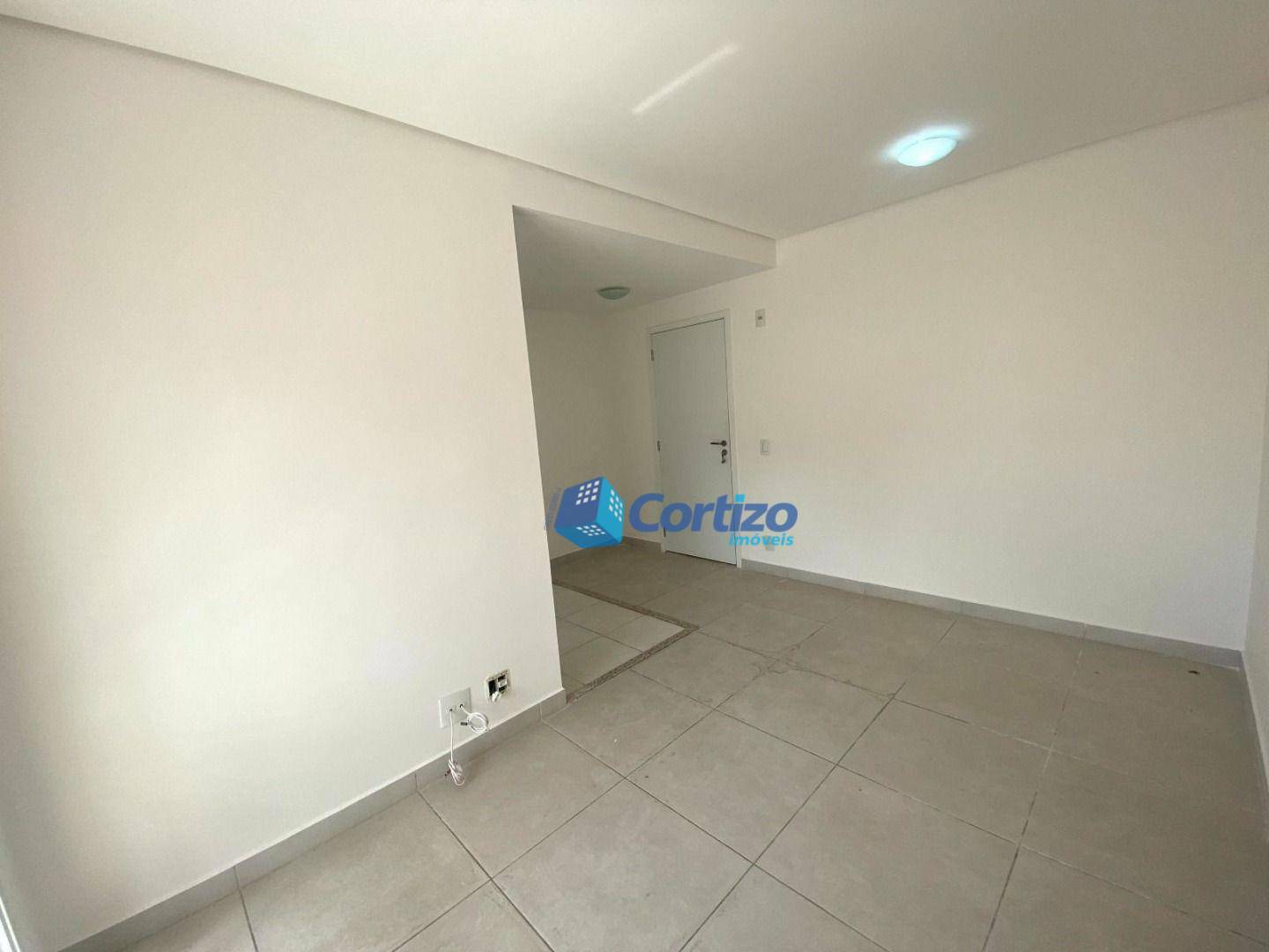Apartamento à venda com 2 quartos, 56m² - Foto 5