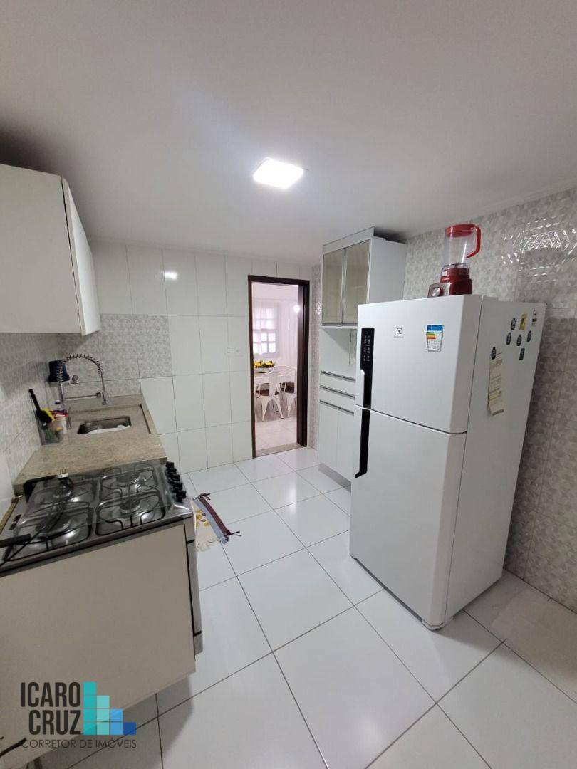 Casa de Condomínio à venda com 3 quartos, 250m² - Foto 18