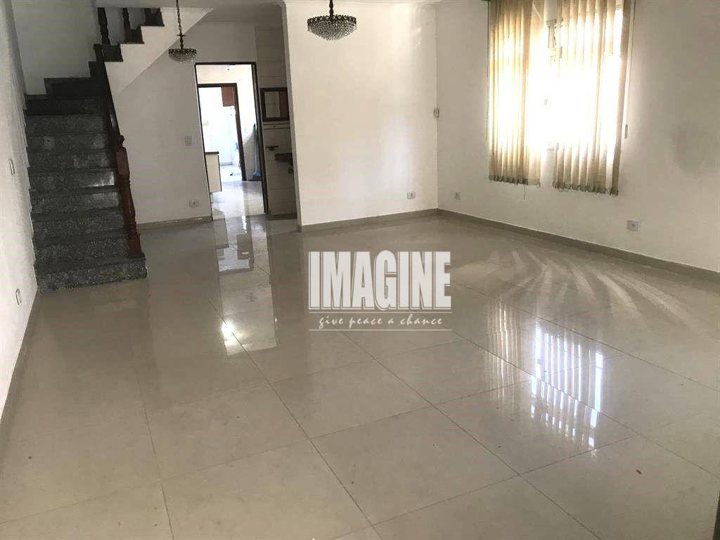 Sobrado à venda com 5 quartos, 340m² - Foto 1