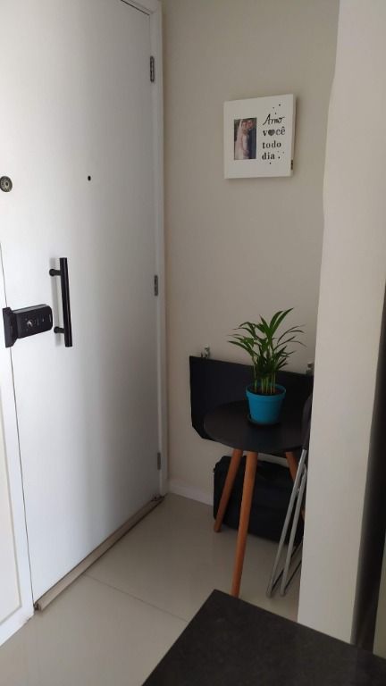 Apartamento à venda com 2 quartos, 57m² - Foto 24