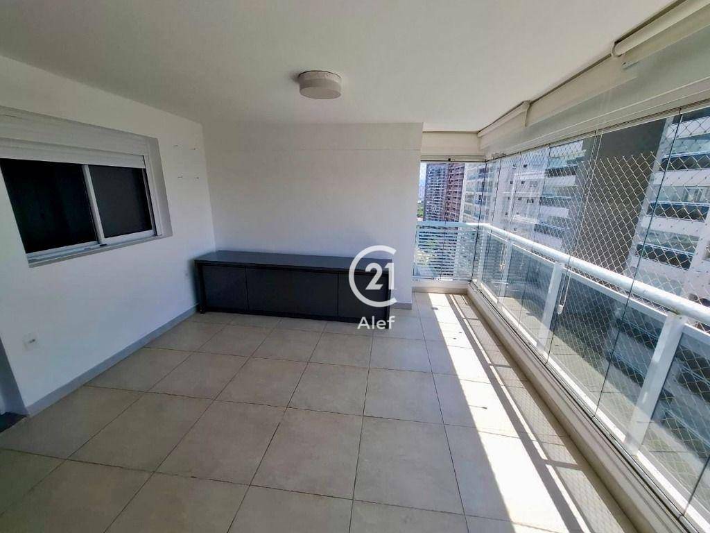 Apartamento para alugar com 2 quartos, 108m² - Foto 7