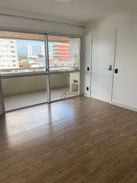 Apartamento à venda com 3 quartos, 114m² - Foto 1