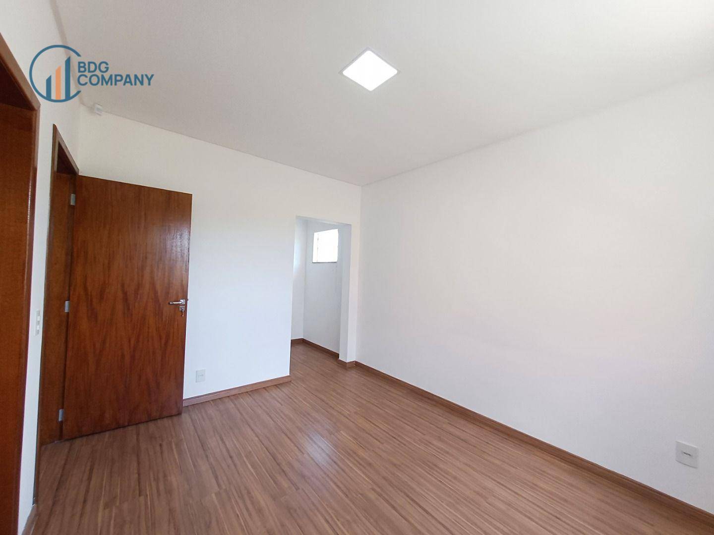 Casa à venda com 2 quartos, 133m² - Foto 15