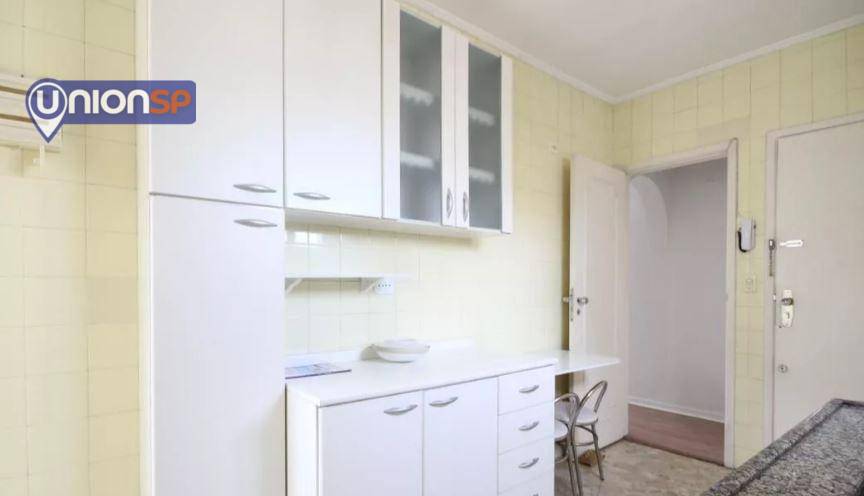 Apartamento à venda com 2 quartos, 65m² - Foto 16