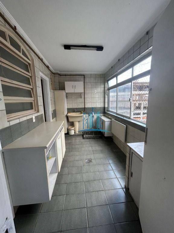 Apartamento à venda com 3 quartos, 132m² - Foto 2