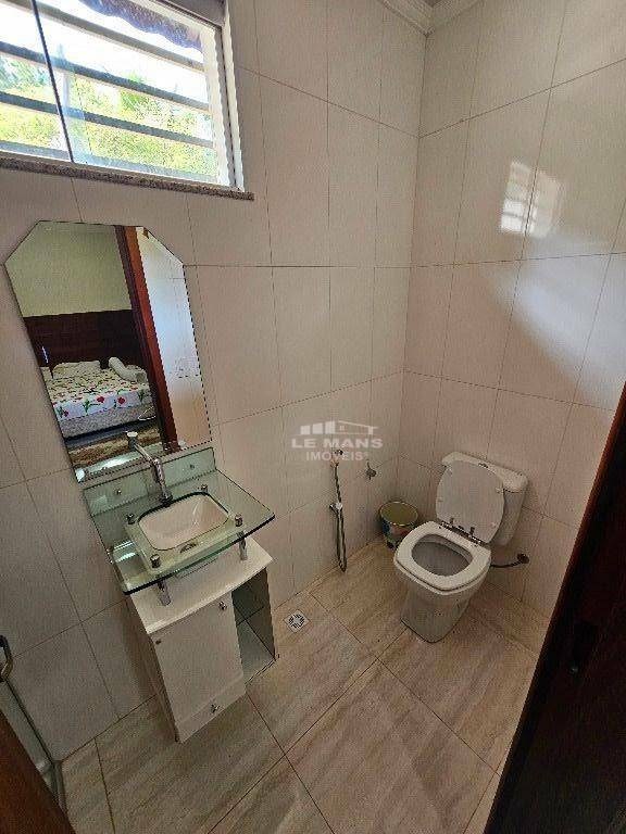 Chácara à venda com 4 quartos, 350m² - Foto 17