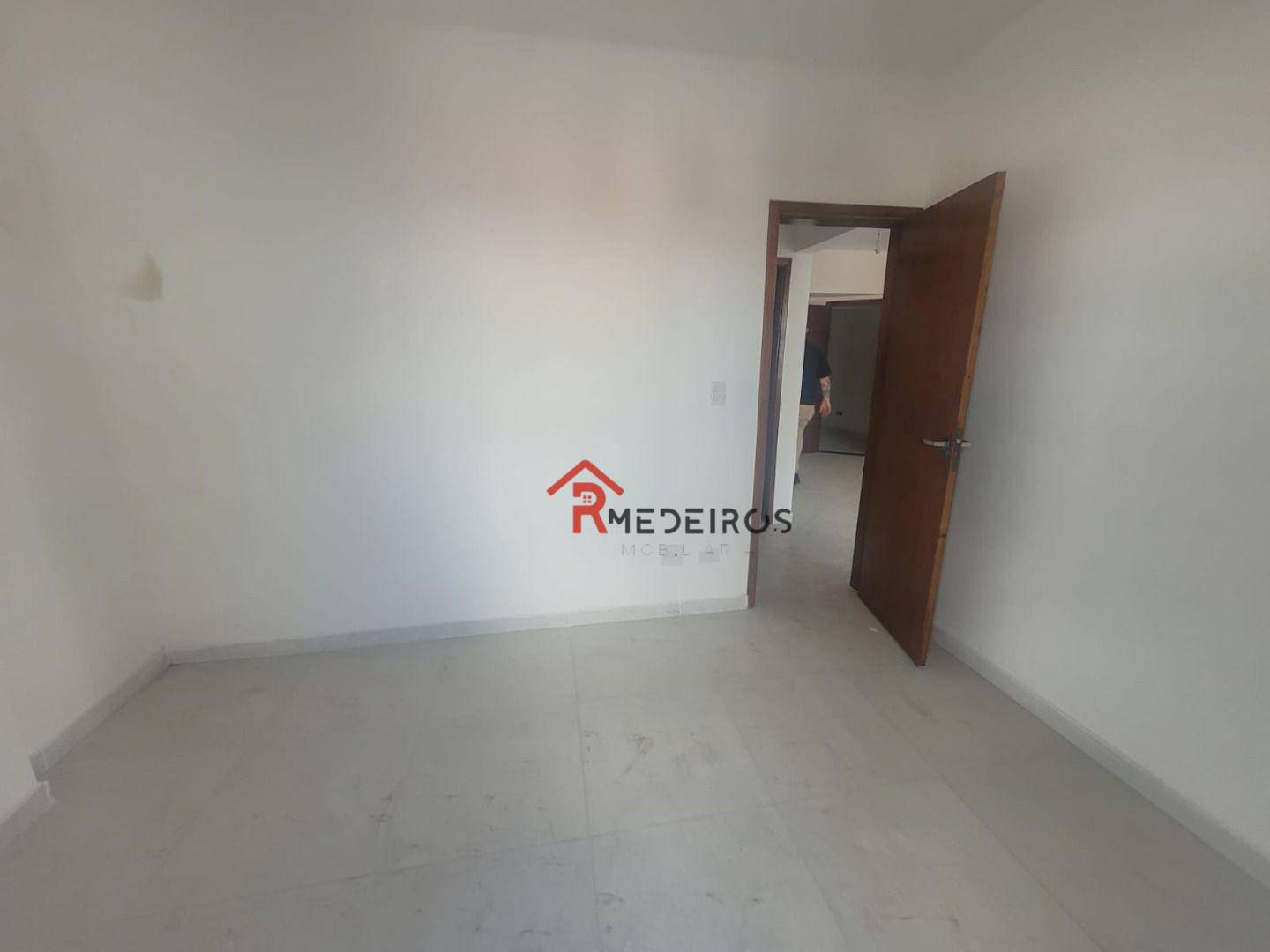 Apartamento à venda com 2 quartos, 60m² - Foto 11