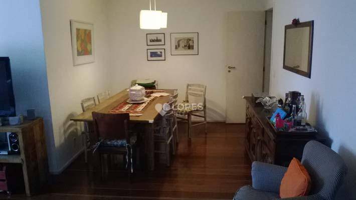 Apartamento à venda com 4 quartos, 158m² - Foto 2