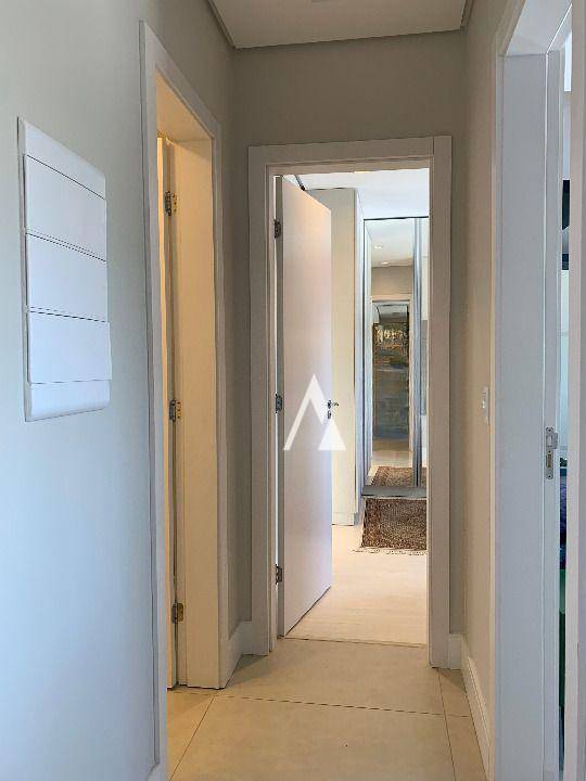 Apartamento à venda com 2 quartos, 57m² - Foto 10