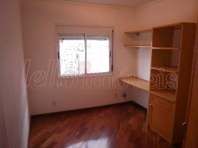 Apartamento para alugar com 3 quartos, 130m² - Foto 8