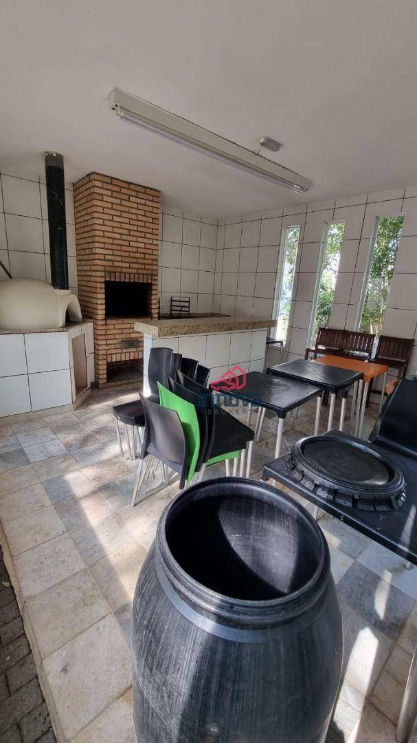 Apartamento para alugar com 2 quartos, 44m² - Foto 25