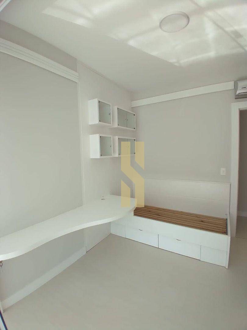 Apartamento à venda com 3 quartos, 138m² - Foto 19