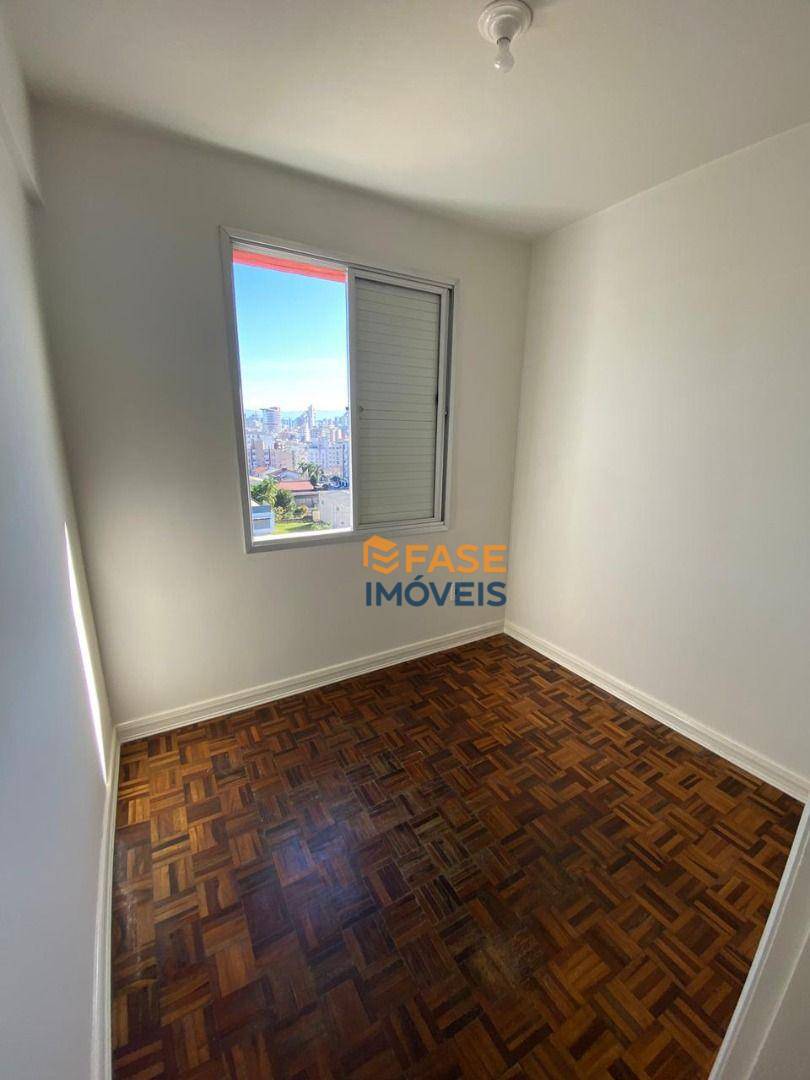 Apartamento à venda com 3 quartos, 83m² - Foto 7