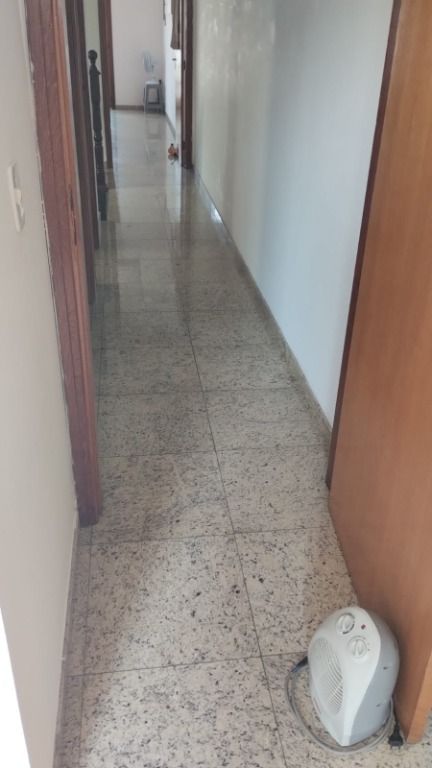 Casa à venda com 3 quartos, 180m² - Foto 19