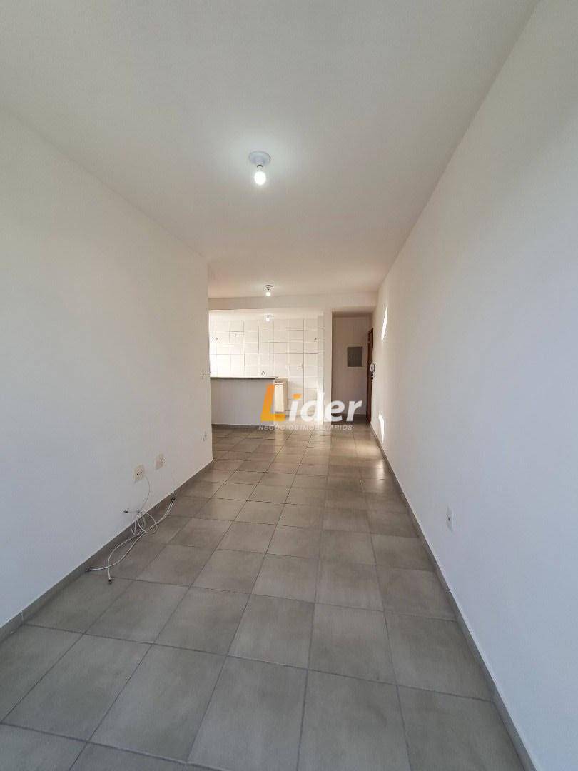 Apartamento para alugar com 1 quarto, 45m² - Foto 3