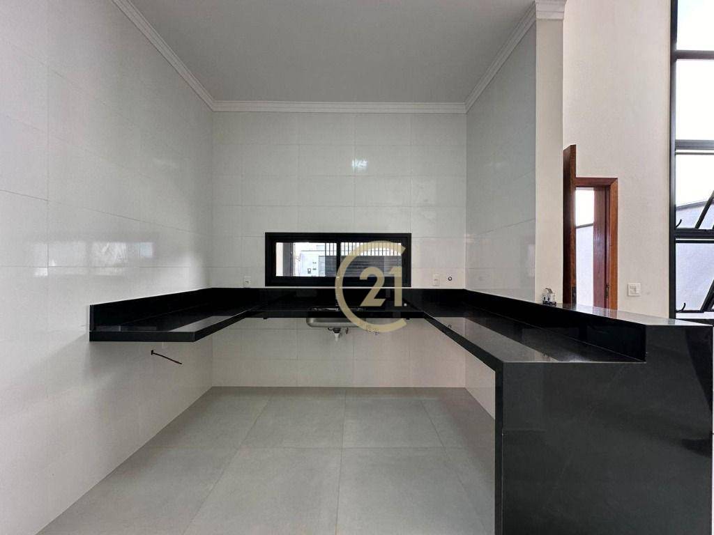 Casa à venda com 3 quartos, 127m² - Foto 4