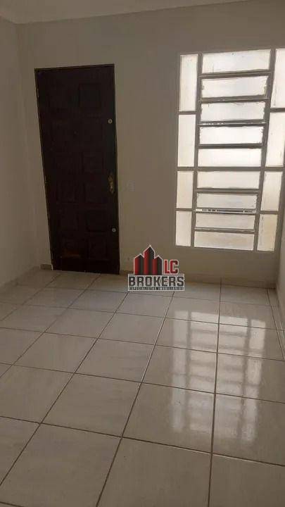 Apartamento para alugar com 2 quartos, 48m² - Foto 8