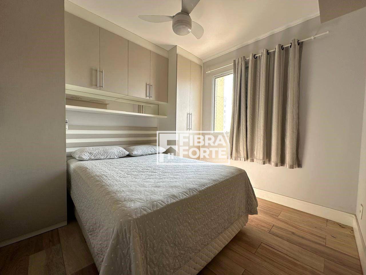 Apartamento à venda com 2 quartos, 63m² - Foto 11